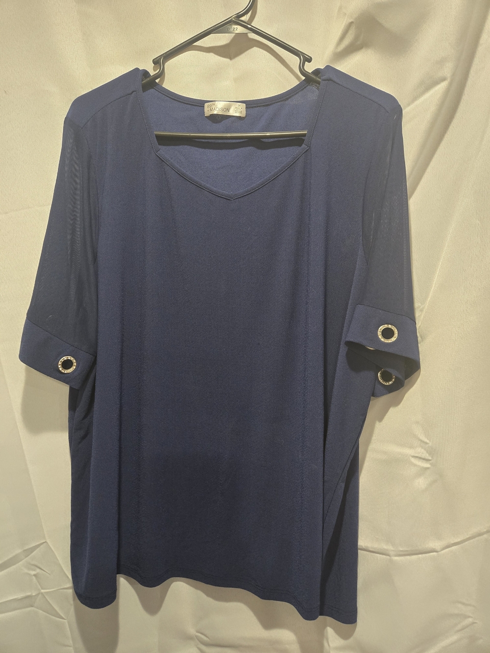 89th & Madison Navy Short Sleeve Top with Grommet Sleeve Tabs